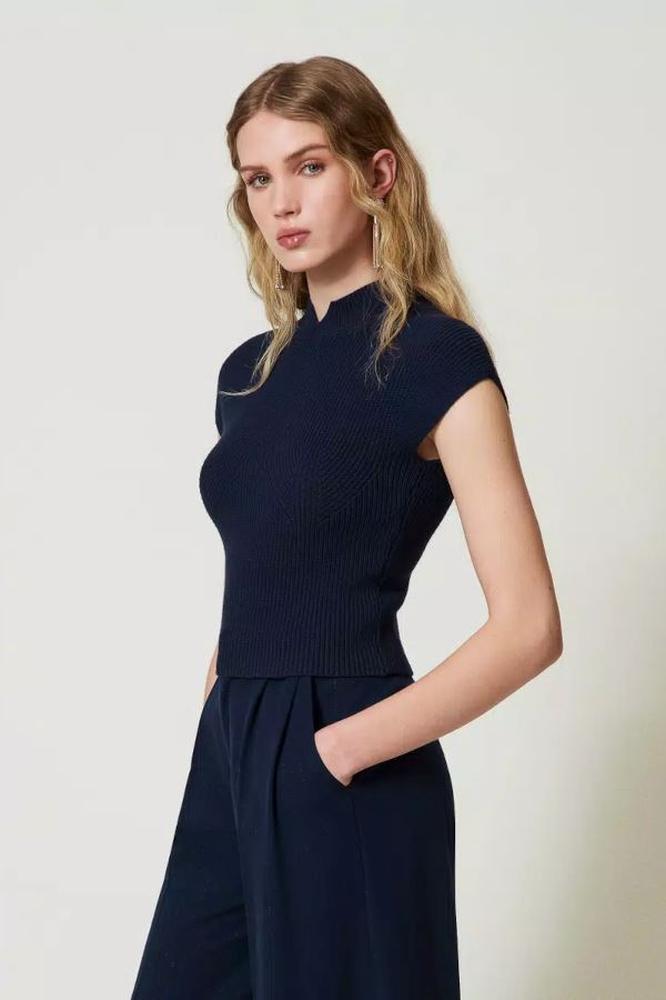 Kurzärmeliger Strickpullover aus Viskose und Stretch